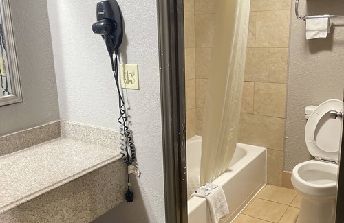 Channelview Hotel | Regency Inn Channelview