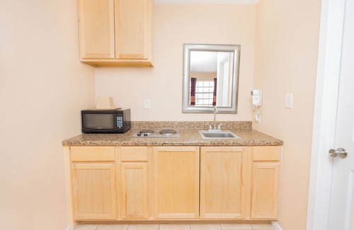 Hondo Hotel | Regency Inn Hondo