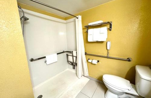 New London Hotel | REGENCY Inn & SUITES NEW LONDON MYSTIC
