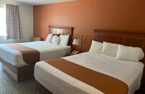 Anoka Hotel | Regency Inn & Suites