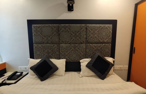 Sayajiganj Hotel | Regenta Inn