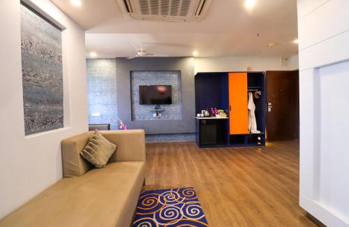 Sayajiganj Hotel | Regenta Inn Vadodara, 500m from Railway Station