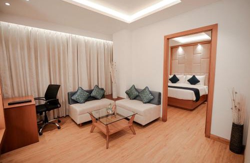 Bhopal Hotel | Regenta Place Bhopal by Royal Orchid Hotels Limited
