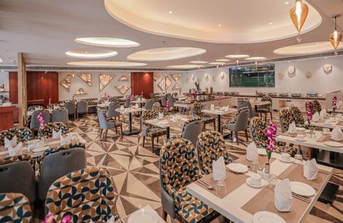 Bhopal Hotel | Regenta Place Bhopal by Royal Orchid Hotels Limited