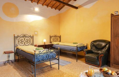 Gaiole in Chianti Apartment | Reggioli- Appartamento Erborista