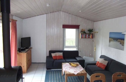 Mirow House | Reiher 18 - Gemütlicher Ferienbungalow für 4 Personen mit Eigener Sauna
