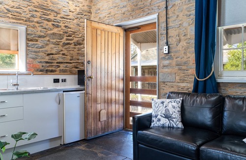 Mintaro Cottage | Reillys Wines Heritage Cottages