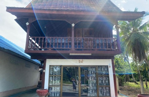 Sichon House | REINDEER HOUSE Wat Chedi
