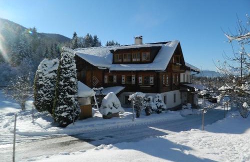 Russbach am Pass Gschuett Apartment | Reiters-Ferienhaus
