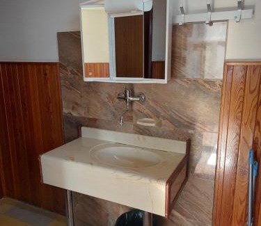 Svratka House | Rekreační středisko ROJANA