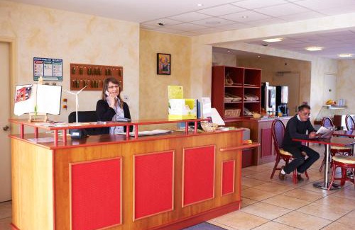 Nort-sur-Erdre Hotel | Relais De La Grange