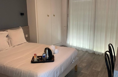 Parthenay Hotel | Relais des Lilas