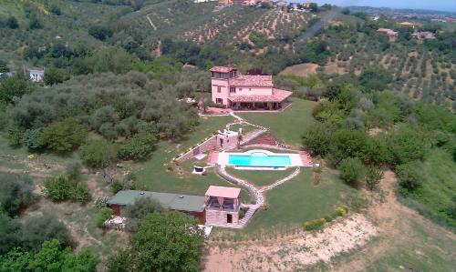 Montefiore Conca House | Relais Il Monticello