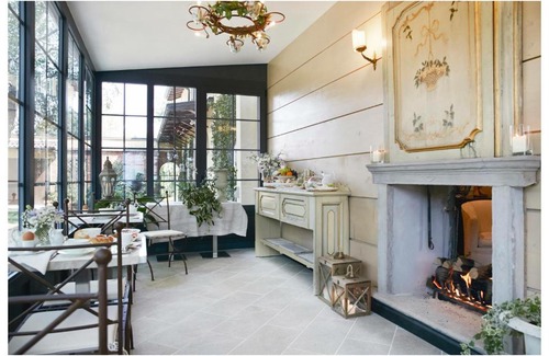 Cava Manara Bed & Breakfast | Relais Torre Dei Torti - Luxury Bed and Breakfast
