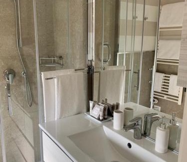 Cava Manara Bed & Breakfast | Relais Torre Dei Torti - Luxury Bed and Breakfast