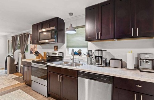 Ore City House | Relax and Unwind at Lake O' the Pines