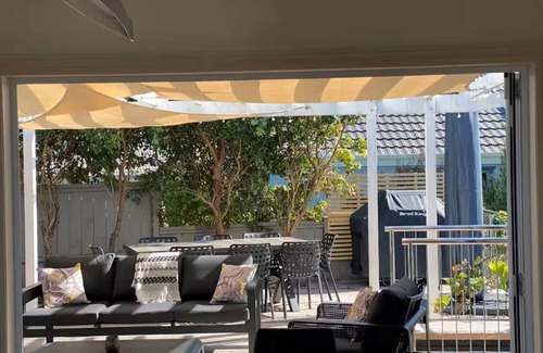 Whangaparaoa House | Relax and unwind in style
