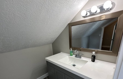 Layton Apartment | Relax and Unwind in a 3BR/2BA Apartment. Pool, Hot Tub, and Gym