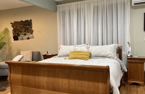 Mirrormont Apartment | Relax and unwind in this beautiful home on Tiger Mountain with gorgeous views!