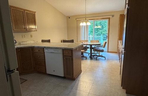 Moorhead House | Relax and worry less in this peaceful home!
