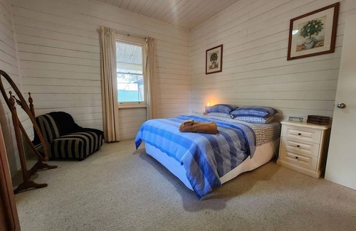 Hill River Other | Relax at our charming 1912 farm cottage in Clare Valley's Hill River