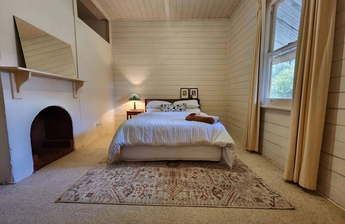 Hill River Other | Relax at our charming 1912 farm cottage in Clare Valley's Hill River