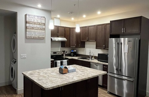 Okanagan-Similkameen House | Relax at the Okanagan Oasis! Walking distance to many amenities.