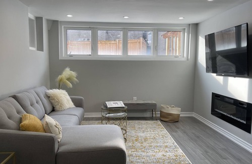 York Regional Municipality Apartment | Relax Band New Renovation 2 Bedrooms apartment 15 Mins Drive To Lake