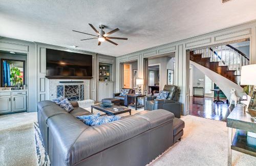 Carriage Hill House | Relax By Pool, Soak in Hot Tub Plano Home