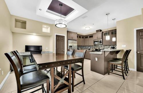 McAllen Apartment | Relax & Enjoy In Our Spacious Townhome Getaway D