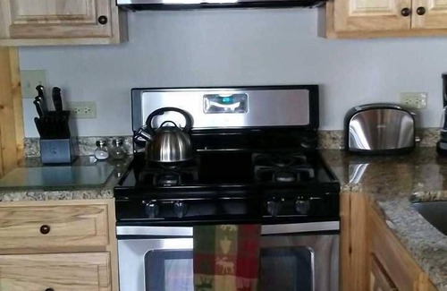 Three Lakes Cottage | Relax & Enjoy the Northwoods on the Chain of 28 Lakes
