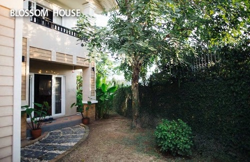 Chiang Mai House | Relax, enjoy the scenery, security and peace.