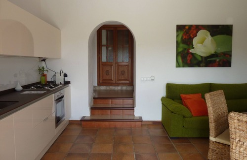 Sineu Cottage | RELAX IDEAL COUNTRY HOUSE, EXCELLENT VIEWS. FREE WIFI. AIR CONDITIONING.