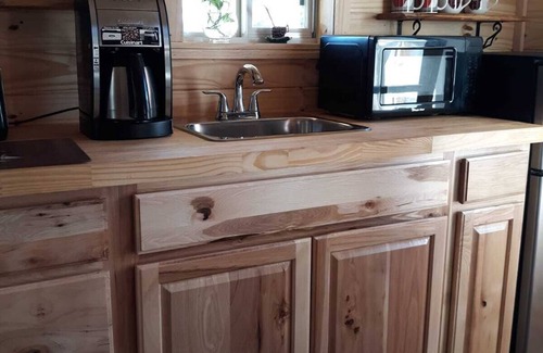 Blanco Cabin | Relax in a contry atmosphere in the hart of the hill country