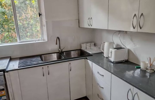 Miranda House | Relax in a cozy house,BBQ,10 mins from the beaches