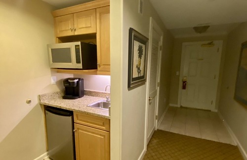 Arcadian Shores Condo | Relax in LUXURY, OceanView Studio @606H Royale Palms-Kingston PL Resort