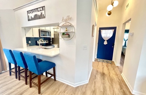 Heron Walk House | Relax in our stylish Modern Home. Privacy fence, pets allowed!
