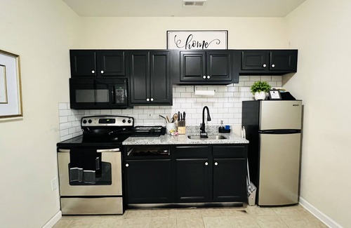 Ferndale House | Relax in this 7-mins-Away E’thing Cozy Modern Studio-Near BWI,Arundel Mills etc