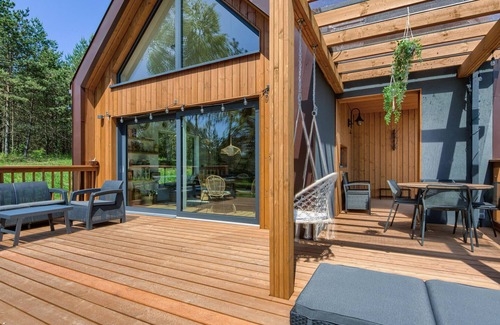 Purda House | Relax in this cottage near the lake and forest