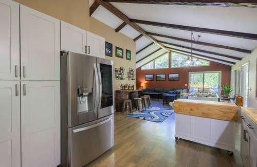 Blacksburg House | Relax in this serene, spacious home near Downtown Blacksburg, perfect for up to 10 guests year-round