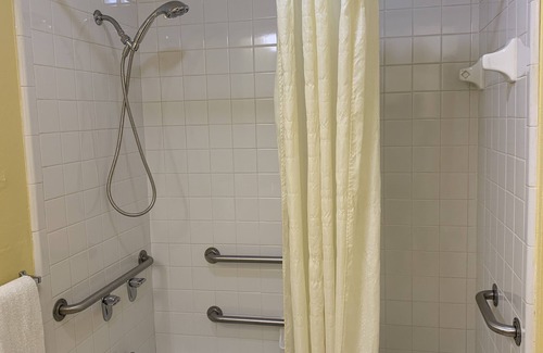 Dublin Hotel | Relax Inn & Suites