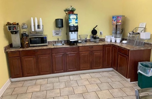Shell Lake Hotel | Relax Inn