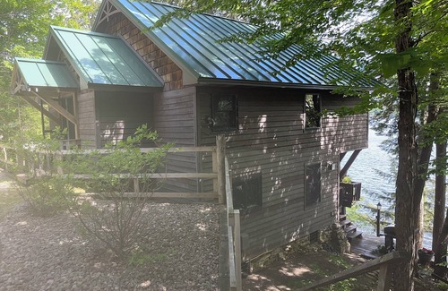 Eagle Bay Cabin | Relax Lake Front 2-night minimum. Dogs welcome.
