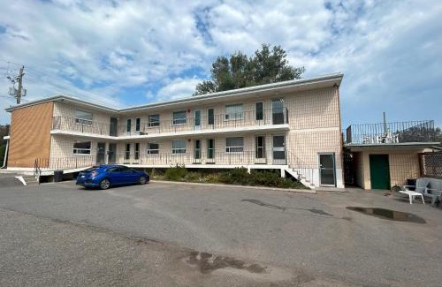 Thunder Bay Hotel | Relax Motel