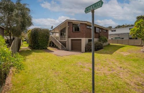 Pauanui House | Relax On Courtney - Pauanui Holiday Home