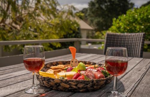 Pauanui House | Relax On Courtney - Pauanui Holiday Home