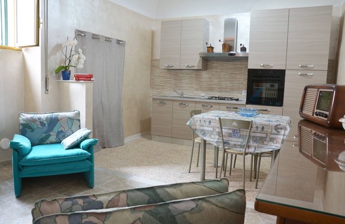 Macchia Valfortore House | Relax on Lake Occhito - Molise exists and is gorgeous!