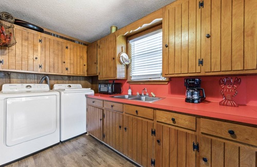 Maurepas House | Relax on the River - Waterfront Property