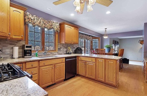 Horton House | Relax or entertain in your personal oasis
