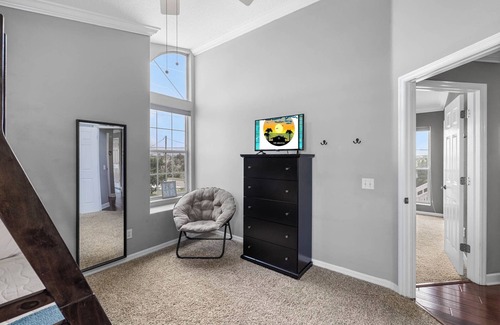 Spring Hill House | Relax & Play: 3BR Pool Home/Waterfront/Ping Pong